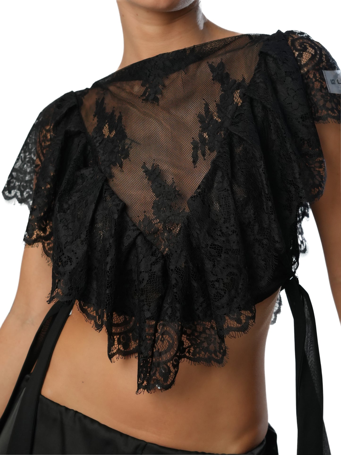 GOTHIC CROP TOP
