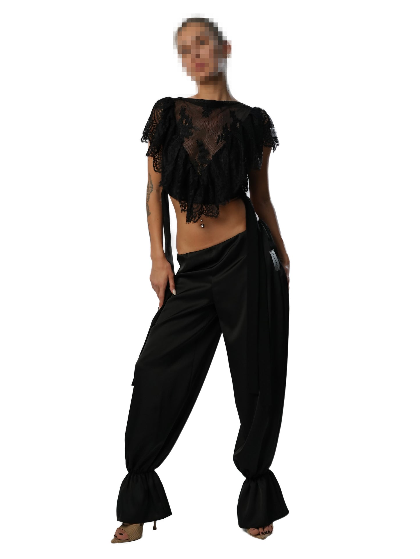 GOTHIC CROP TOP